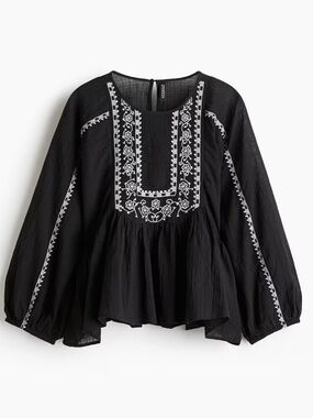 Black embroidered blouse with bell sleeves #boho #festival size small H&M